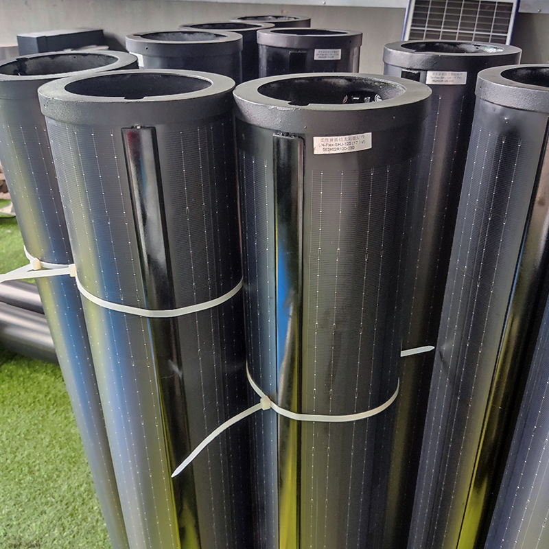 Flexibles 140-W-Solarmodul: Leistungsstarke, elegante und vielseitige Stromversorgungslösung für Lichtmasten und Parkbeleuchtung
